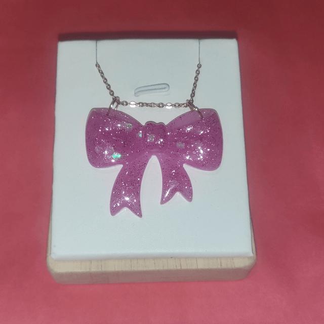 Collier ruban rose