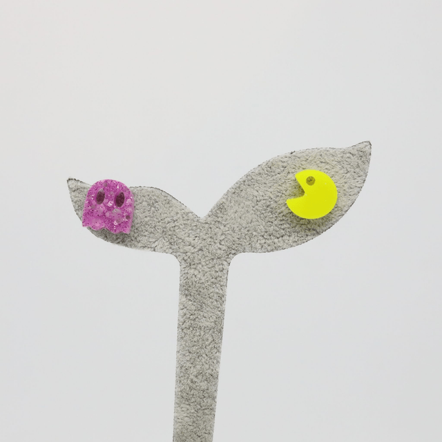 Puces d'oreilles Pacman et monstre