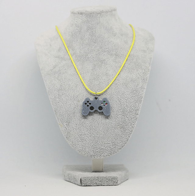 Collier Manette