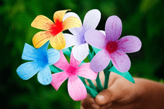 Puces d&#039;oreilles Fleurs